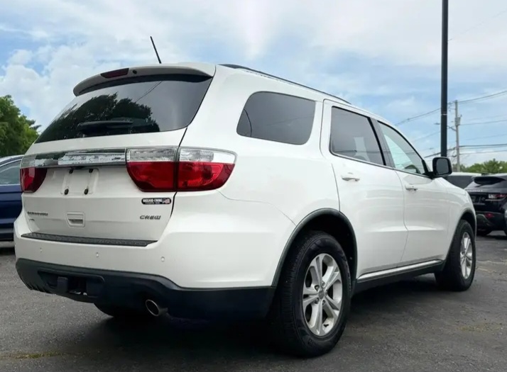 2011 **Dodge Durango Crew Sport Utility 4D** - Cars in Stoughton - Image 4 of 9