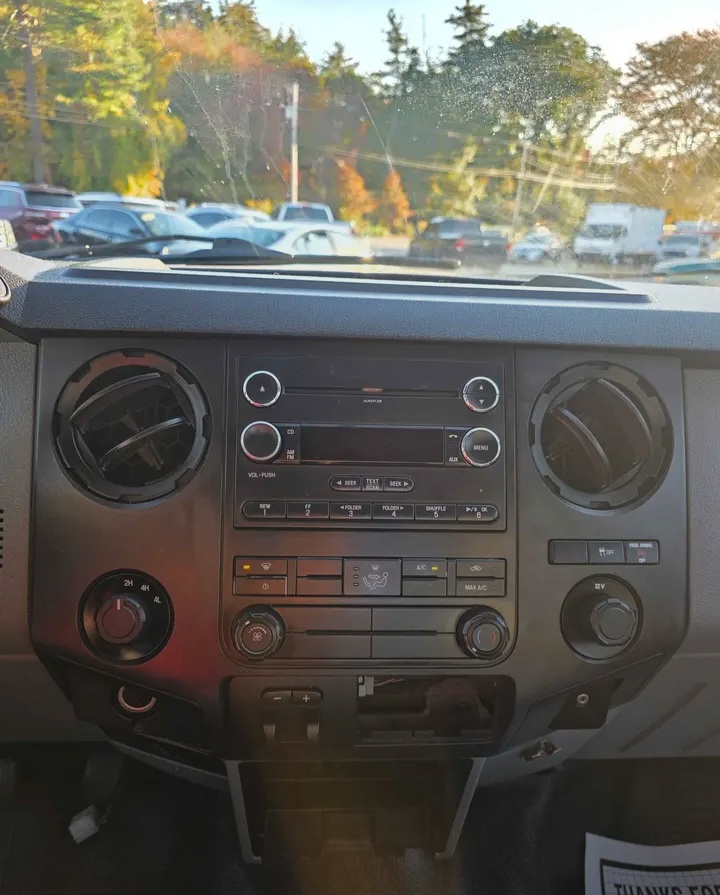 2011 Ford F-350 Super Duty XL SuperCab 4WD At WESTFORD,MA - Cars in Westford - 图像 8 of 10
