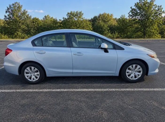 2012 Honda Civic LX Sedan for sale in Marlborough, Massachusetts - Cars in Marlborough - Image 5 of 7