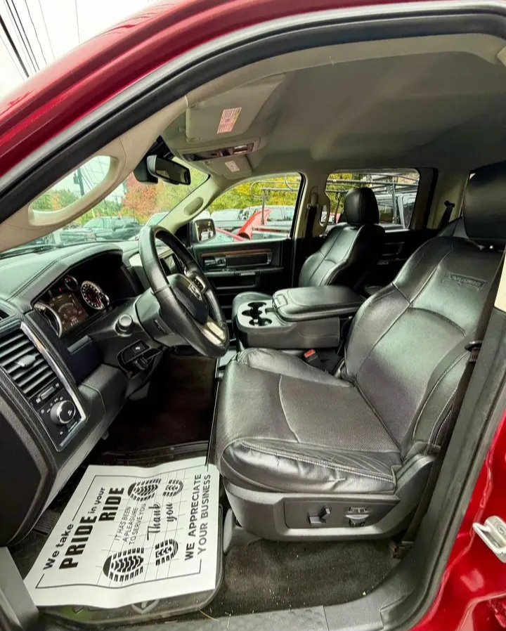 2014 RAM 1500 LARAMIE - LUXURY TRUCK AT AN UNBEATABLE PRICE! - Cars in Nashua - Image 6 of 10