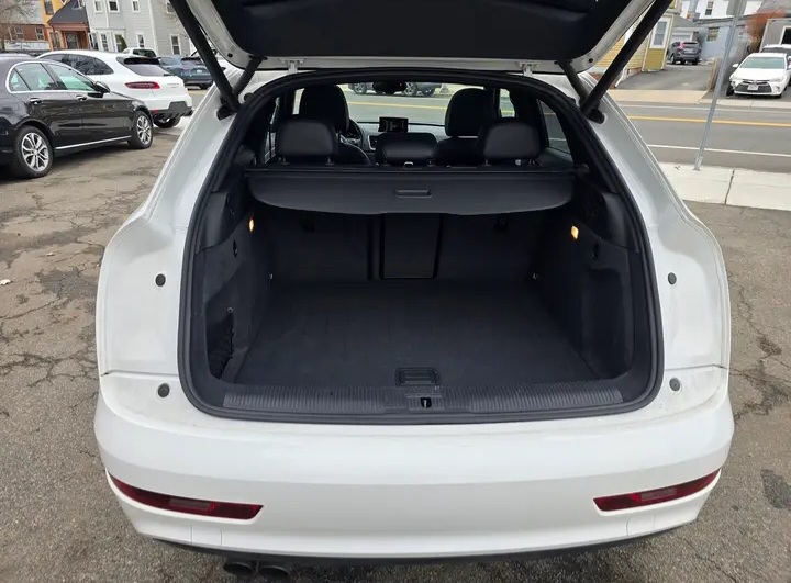 2015 Audi Q3 2.0T QUATTRO car For Sale in Boston - Cars in Boston - รูปภาพ 5 of 8