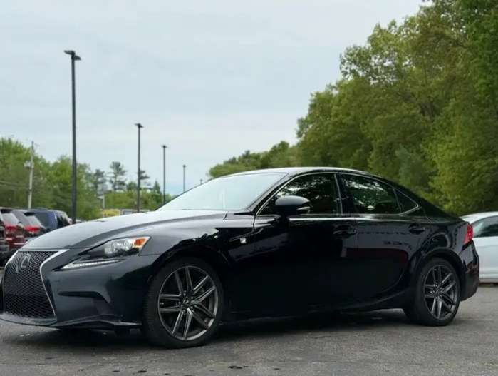 2016 Lexus IS 300 Sedan 4D
