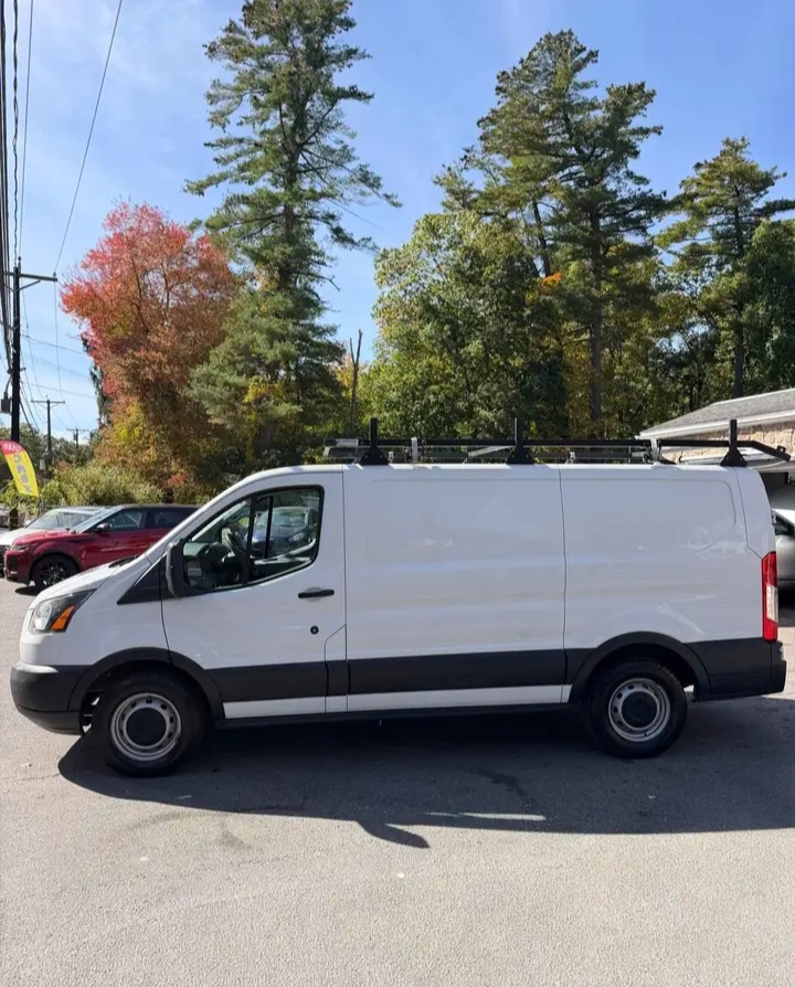2017 FORD TRANSIT T150 AT AN INCREDIBLE PRICE - Cars in Nashua - Image 5 of 10