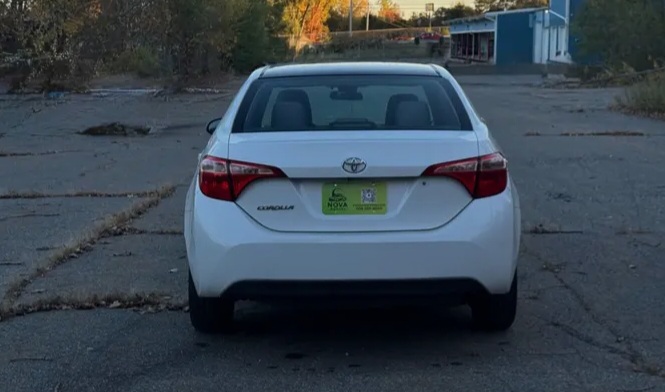 2017 TOYOTA COROLLA L FOR SALE IN WORCESTER - Cars in Worcester - 图像 6 of 9