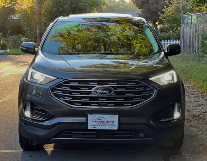 2019 Ford Edge SEL Sport Utility AWD — Cars