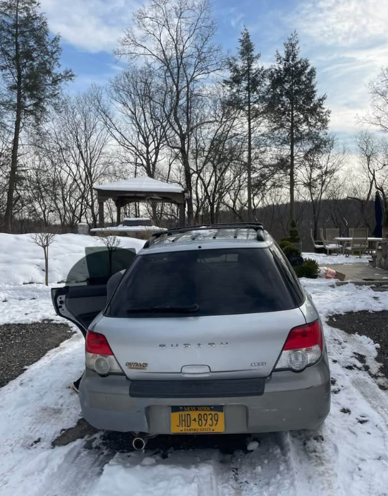 2004 Subaru outback wagon 4D