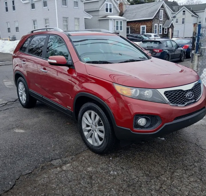 For sale 2011 KIA SORENTO EX  AWD