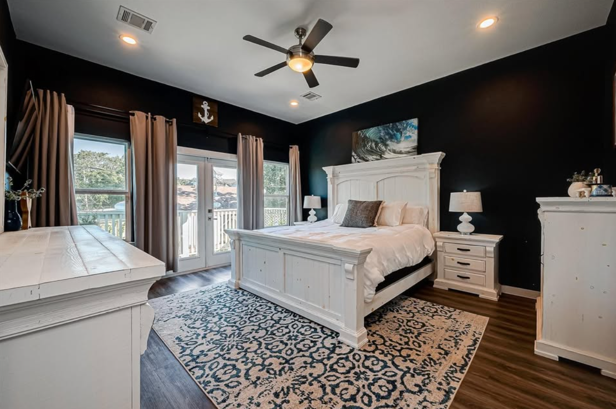 Beautiful home by P&K Builders steps away from the serene Galveston Bay Houston