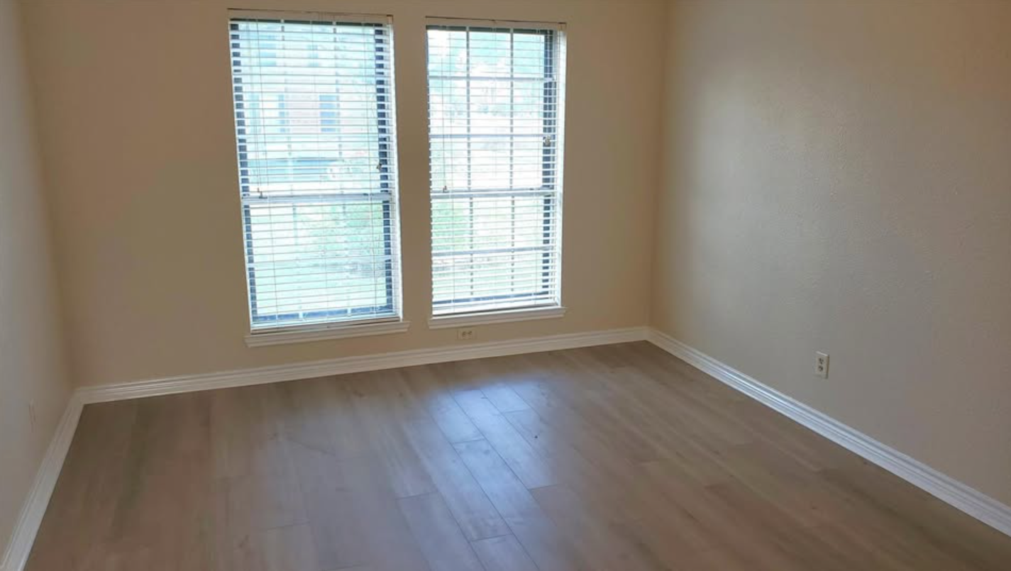 Move-In Ready Cul-De-Sac Home  Spacious • Upgraded • Ready