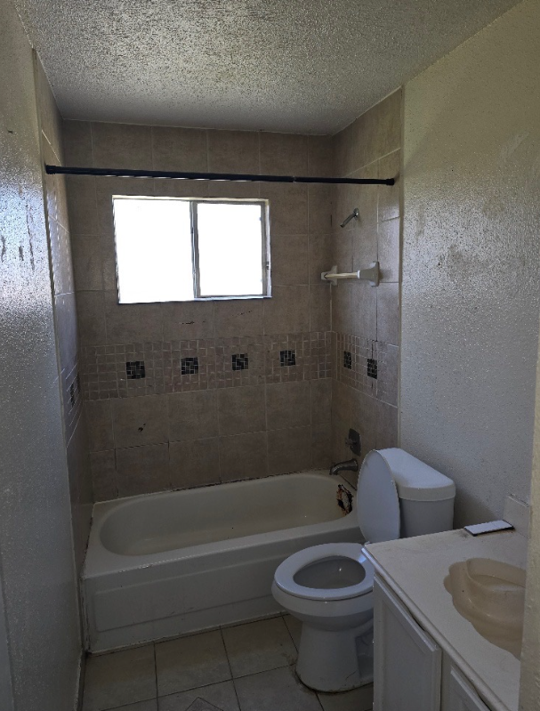 🏡 Investment Opportunity in Catalina Village!