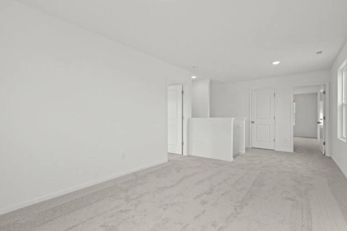 ✨ MASSIVE PRICE CUT – MOVE-IN READY! ✨ Brand-new Starlight Home in Waller