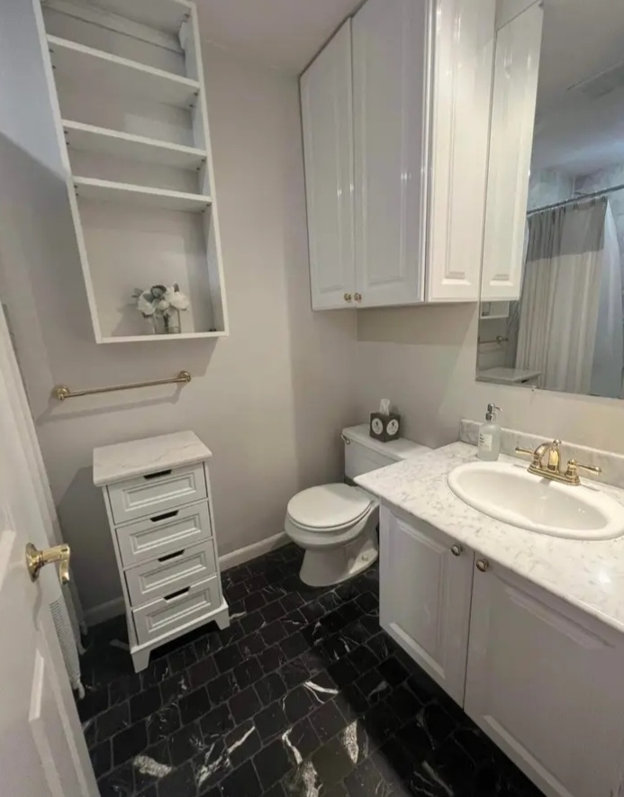 One bedroom in Beacon Hill fully furnished