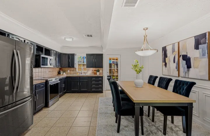 beautiful move-in ready home for sale in the heart of Pasadena! - Houses in Pasadena - รูปภาพ 4 of 5