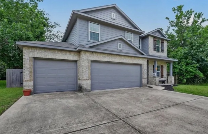 🏡 Beautiful 4-Bedroom Home in Deer Park – Now Available! - Houses in Deer Park - รูปภาพ 2 of 6