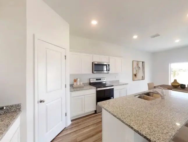 Construction for sale in BROOKSHIRE!! (Near Katy)  4 Bedroom 2.5 bath - Houses in Brookshire - Image 4 of 9