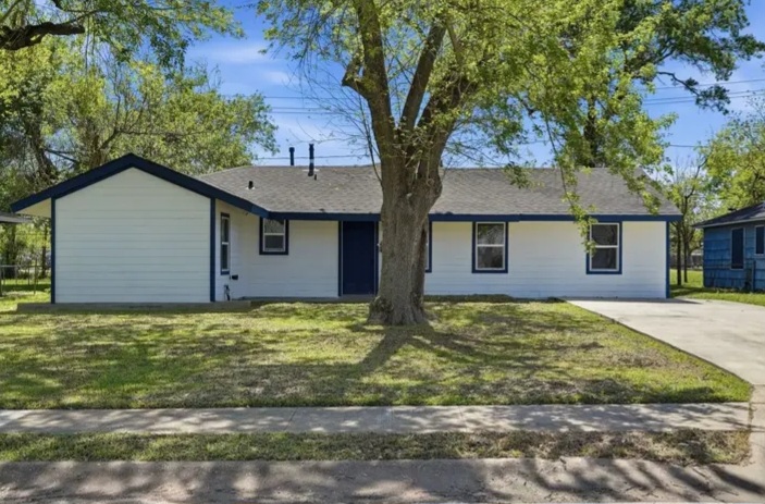 Fully updated Home Close to medical center downtown Houston — Houses