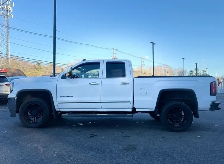 GMC Sierra 1500 Double Cab SLT Pickup For sale - Cars in Stoughton - Image 2 of 10