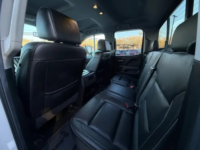GMC Sierra 1500 Double Cab SLT Pickup For sale - Cars in Stoughton - Image 7 of 10