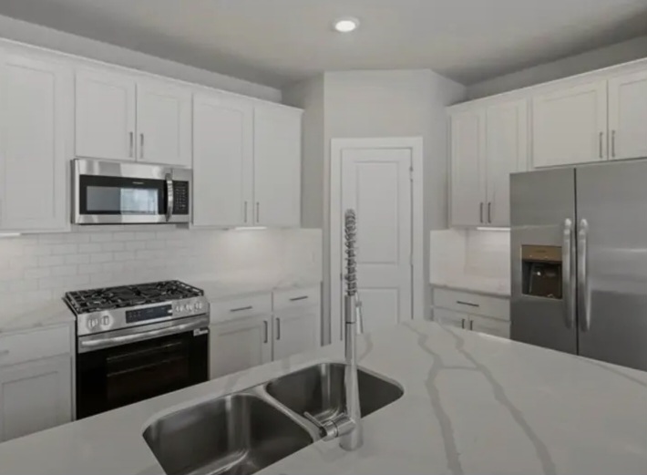 Home for sale ✨ Located in Marvida Cypress Texas - Houses in Cypress - รูปภาพ 3 of 10
