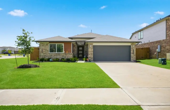 🏡 Home in Lago Mar for sale🏡 in Texas City Beauty – Move-In Ready!