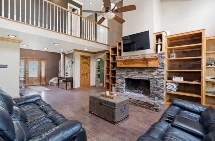 🏡 Home is More Than a Place... It's a Feeling ❤️ For sale — Houses
