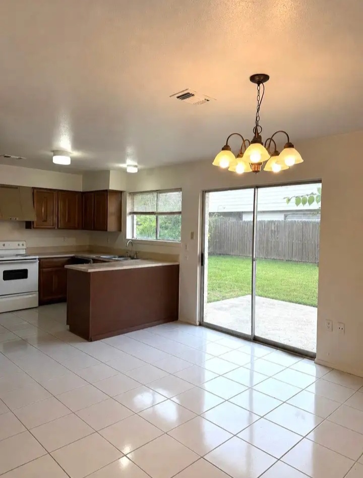 🏡 HOUSE FOR RENT BY OWNER – NORTH HOUSTON - Houses in Houston - صورة 2 of 10
