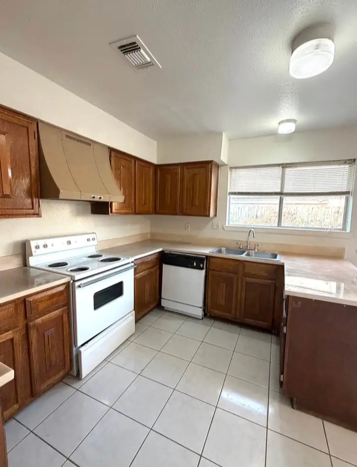 🏡 HOUSE FOR RENT BY OWNER – NORTH HOUSTON - Houses in Houston - صورة 7 of 10