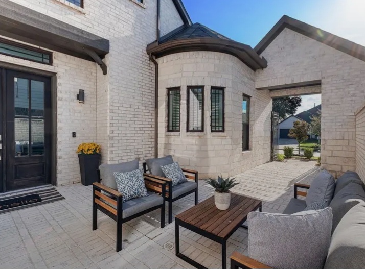 House for sale Friendswood, TX - Houses in Friendswood - Image 2 of 10