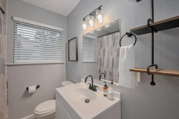 House for sale in HOUSTON, TX - Houses in Houston - รูปภาพ 7 of 10