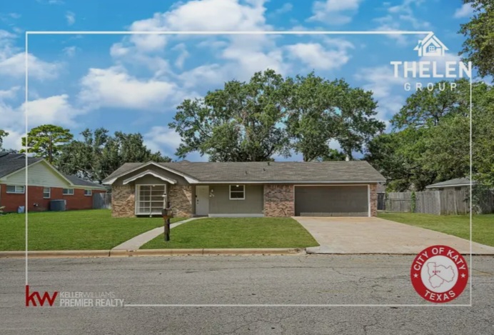 House for sale Inside the City of Katy — Houses