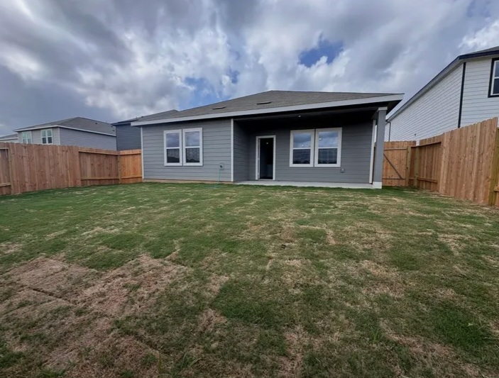 Insane deal on new Construction in MAGNOLIA - Houses in Magnolia - Image 6 of 7