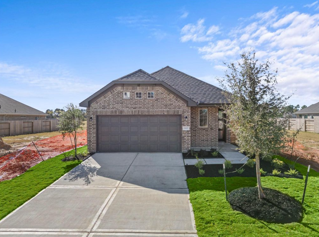 🔥 HUGE PRICE DROP – MOVE-IN READY! 🔥 Why wait to build when you can move right in?