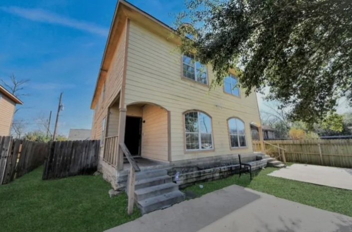 Sweet house for rent in Houston