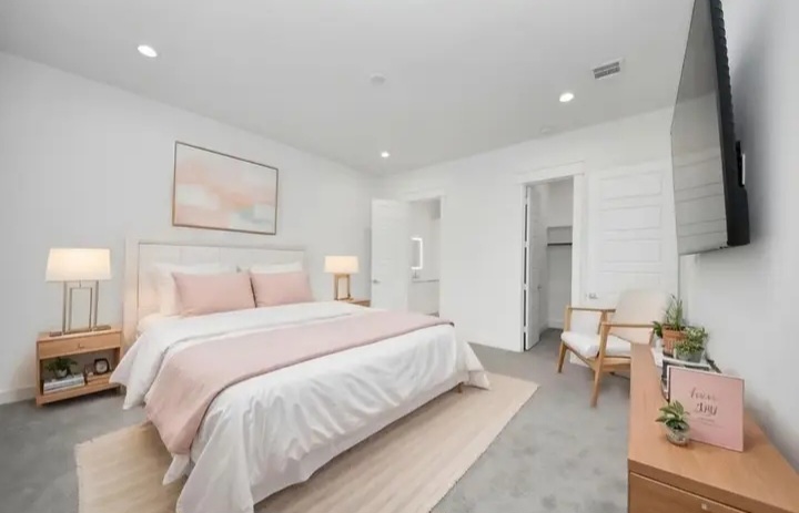 Modern living for lease in a prime Houston location - Houses in Houston - Image 5 of 9