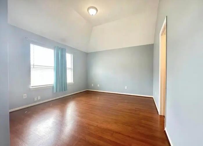 move-in ready home at an affordable price in houston - Houses in Houston - รูปภาพ 7 of 10