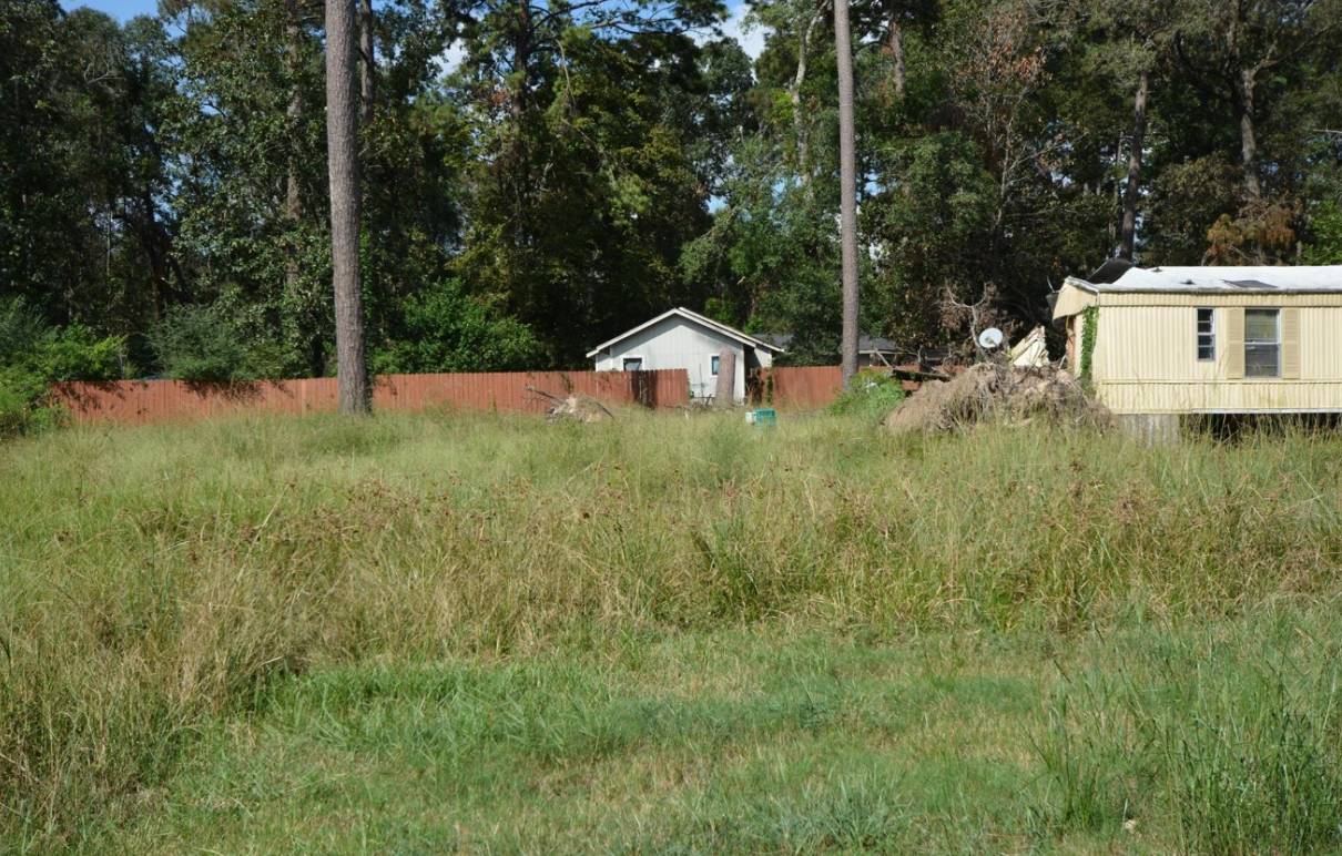 2 SUBDIVIDED LOTS IN MAGNOLIA COUNTY - 80,150 SQFT COMBINED!