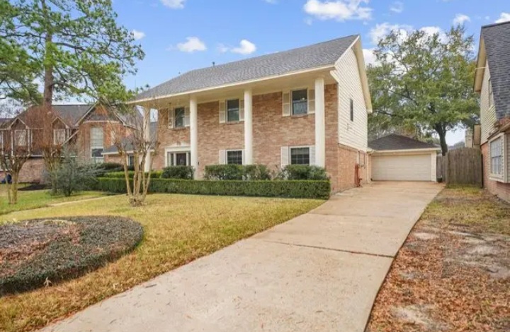 NEW INVESTMENT OPPORTUNITY IN KATY - Houses in Katy - Imagen 2 of 9