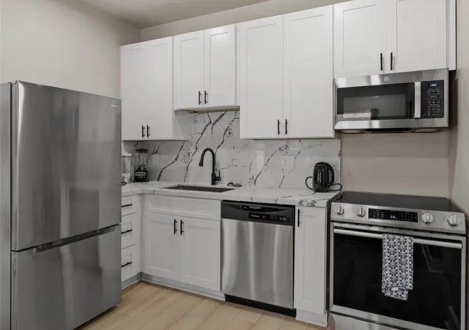 🏡 NOW LEASING IN THIRD WARD! 🏡 IN HOUSTON, TX - Houses in Houston - Image 4 of 7