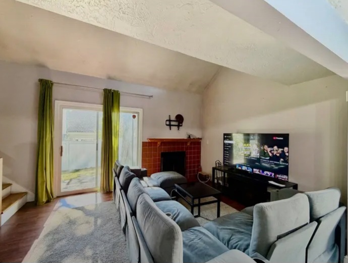 Rental good price in highly desirable Whitman Pond Village - Houses in Weymouth - Image 9 of 10