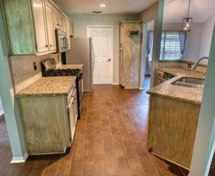 spacious home for sale in Angleton - Houses in Angleton - Imagem 9 of 10