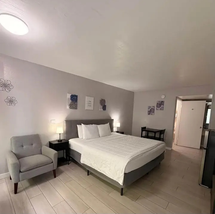 🏡 STUDIOS FOR RENT – HOLLYWOOD, FL 🏡 — Apartments