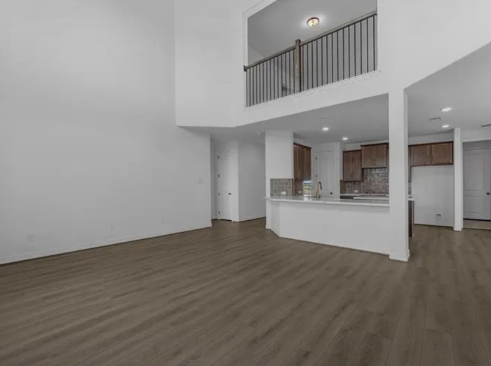 stunning 4-bedroom, 3.5-bath home for sale in Brookshire - Houses in Brookshire - 画像 4 of 10