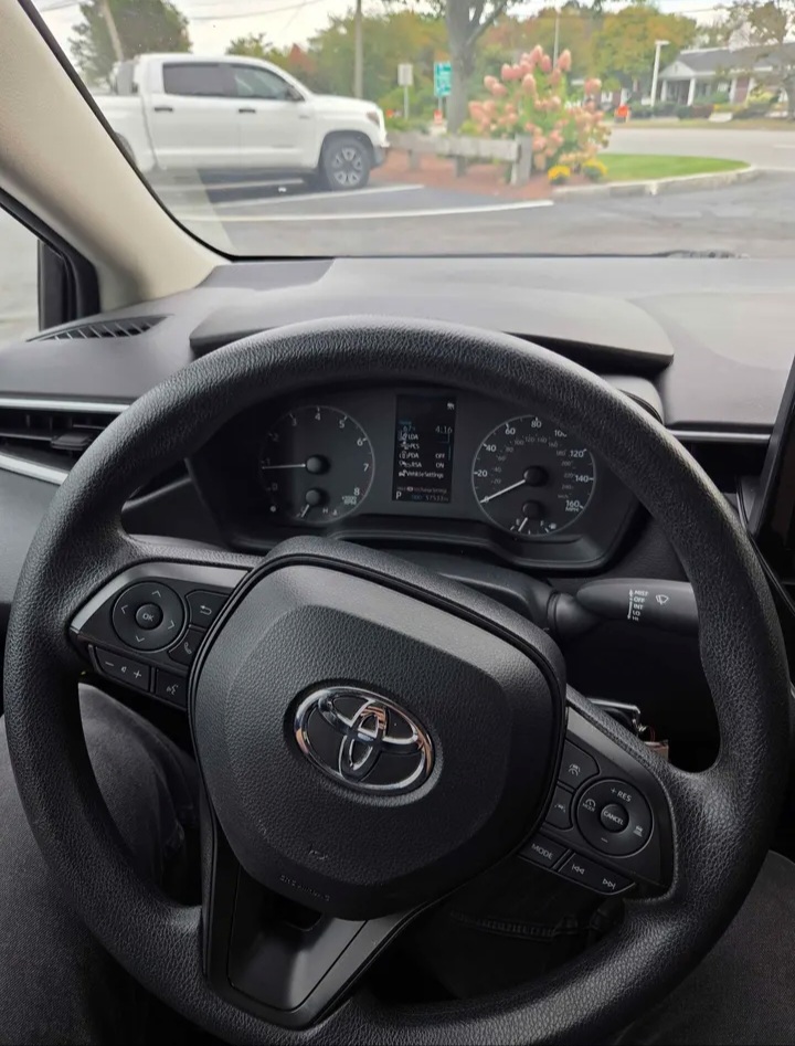 Toyota Corolla LE 2023 for sale in Wakefield, MA - Cars in Wakefield - 图像 7 of 9