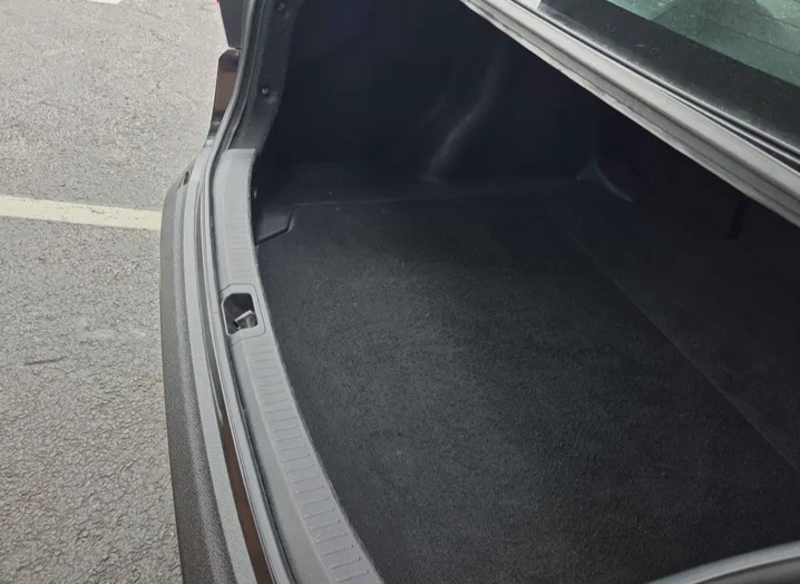 Toyota Corolla LE 2023 for sale in Wakefield, MA - Cars in Wakefield - 图像 8 of 9