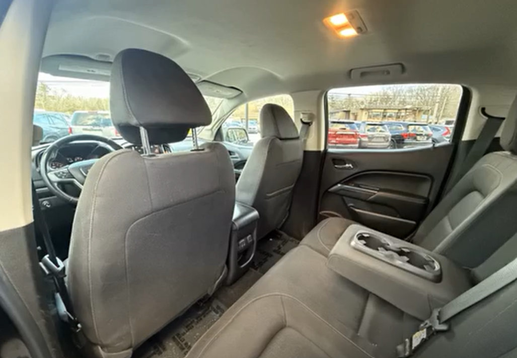 🚗 2016 GMC Canyon Crew Cab SLE Pickup 4D (5 ft)