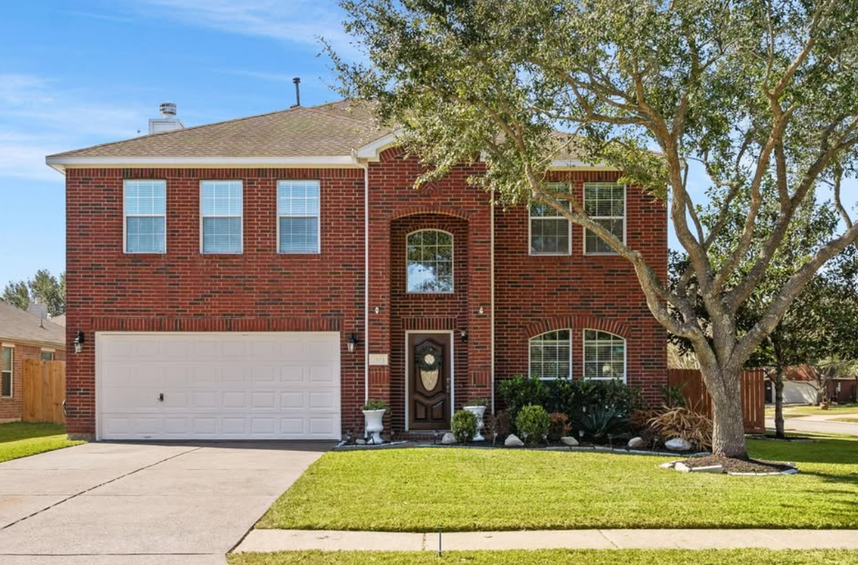 Sweet home for sale in a quiet street, Houston