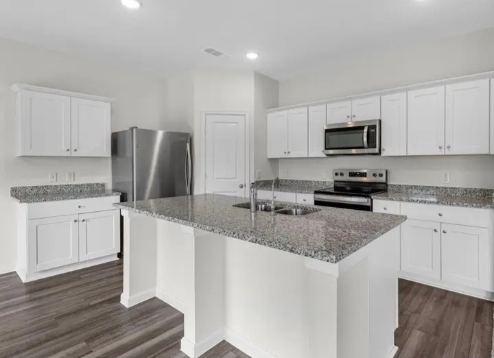 Insane deal on new Construction in MAGNOLIA - Houses in Magnolia - Image 3 of 5