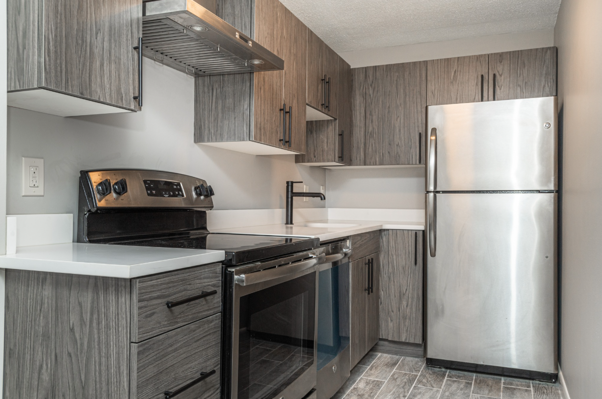 Sweet apartment Newly Renovated in Somerville NO Broker Fee